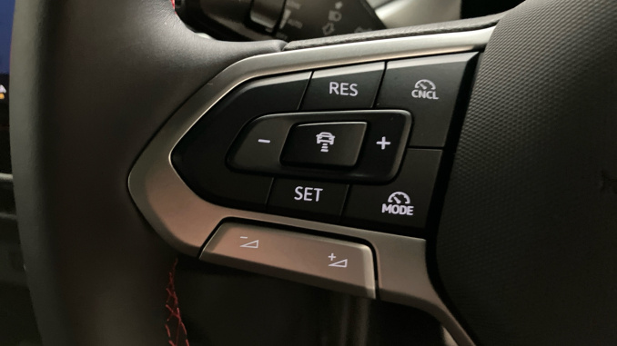 Volkswagen ID. Buzz 250kW GTX Pro 79kWh 5dr 4MOTION Auto Electric Estate - Image 17